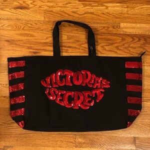 NWT Victoria’s Secret Tote Bag